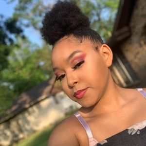 Meet your Posher, Falencia